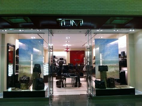 tumi store dallas tx.